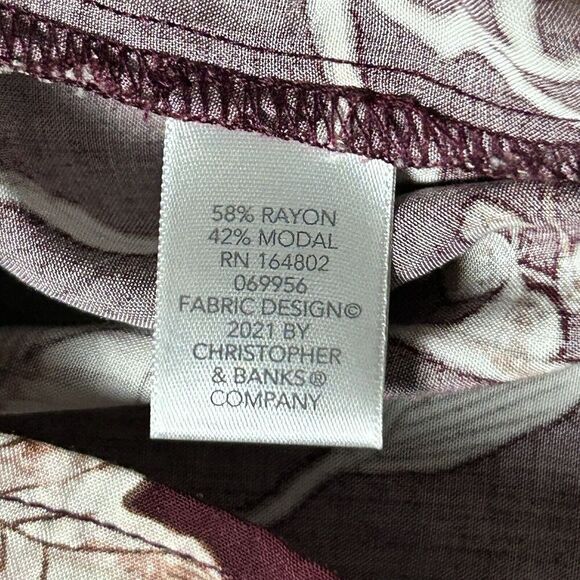 CJ Banks Womens Peasant Top Size 2X Burgundy 3/4 Sleeve Button Front Dark Floral - Picture 8 of 9